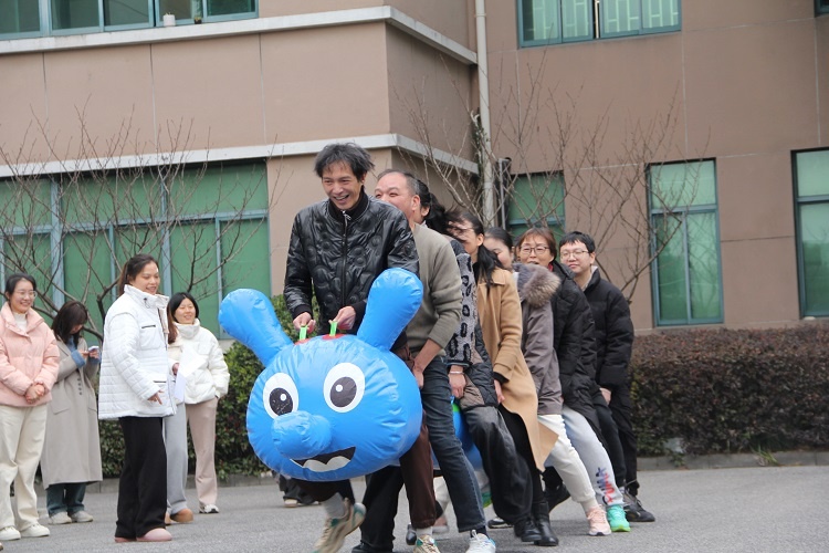 市食药检院趣味运动会：夹气球跑、旱地龙舟、拔河，谁是最强团队？  第2张