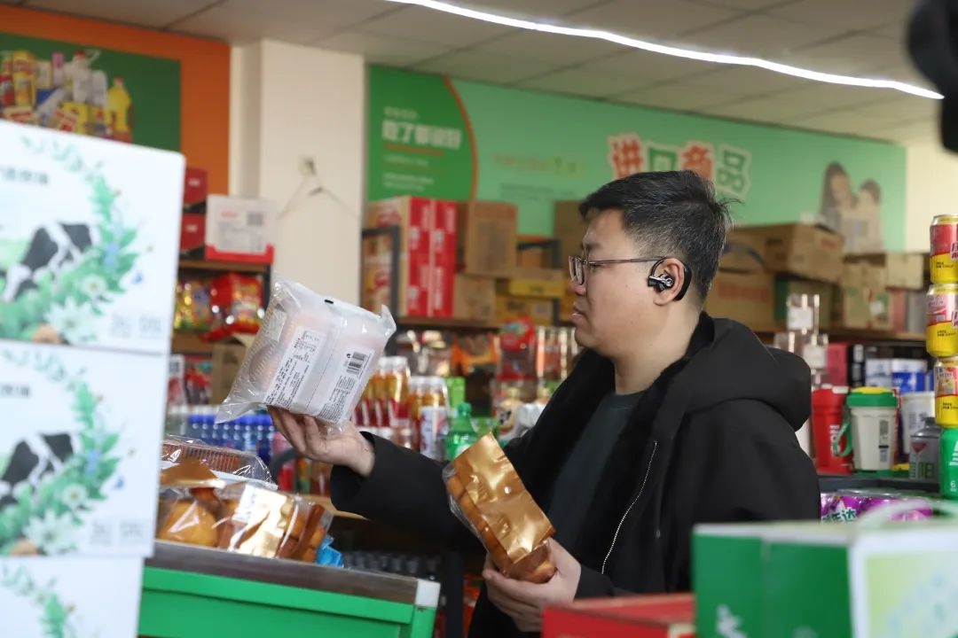 满都拉镇为何一夜爆火？从500万吨到1000万吨，这个边陲小镇的秘密揭晓  第3张
