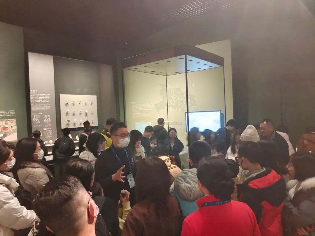 蛇年春节湖北省博人气旺！是谁无私奉献862小时？  第2张