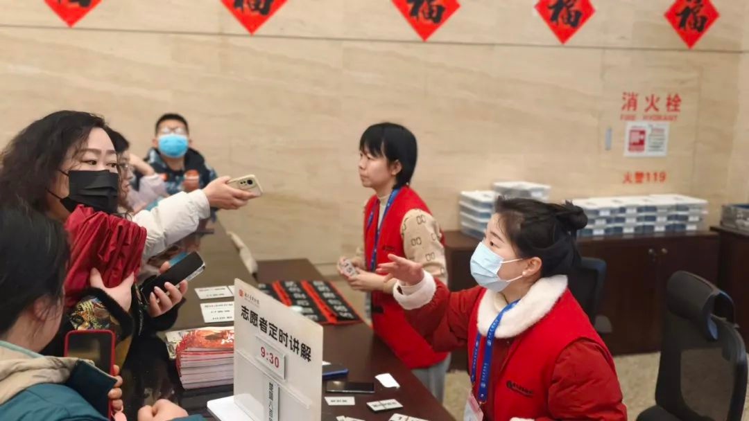 蛇年春节湖北省博人气旺！是谁无私奉献862小时？  第4张