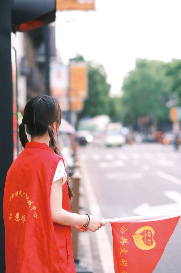 青云小区翻天覆地大变样！从脏乱差到温馨家园，你相信吗？  第2张