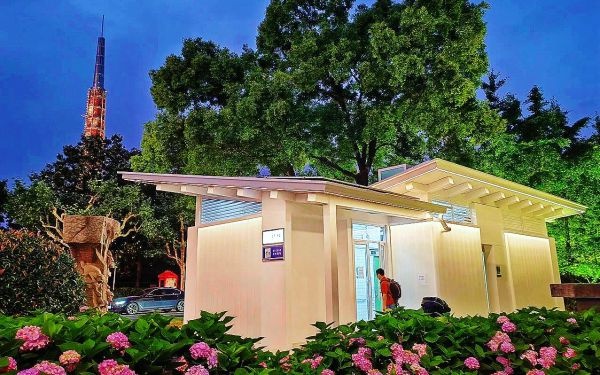 春节期间,黄浦公园公厕新增26个无性别厕位,你体验过了吗? 第2张 春节期间,黄浦公园公厕新增26个无性别厕位,你体验过了吗? 第2张