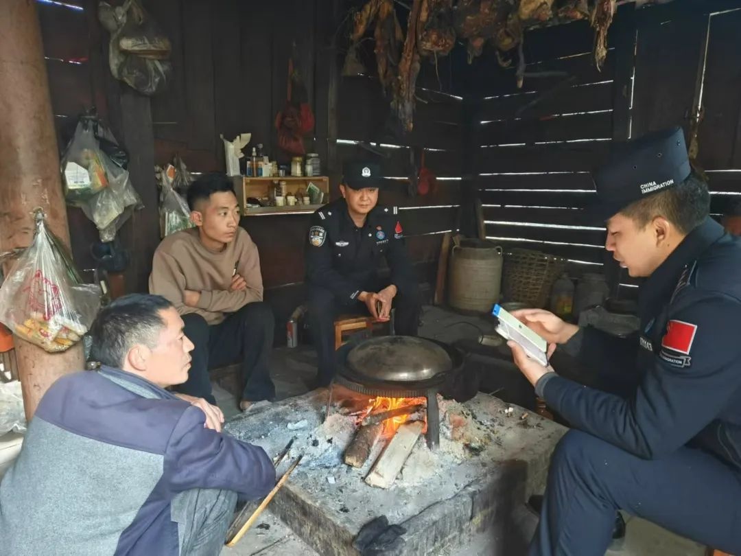 茨开边境派出所入户走访!如何拉近警民距离?  第2张