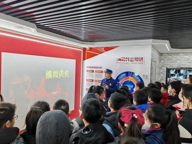蚌埠少先队员冬令营大揭秘：急救、消防、特警体验，他们的假期生活竟如此精彩  第5张