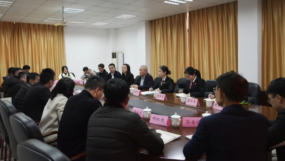 磁灶法庭如何倾听人民陪审员声音？这场座谈会揭秘了  第4张
