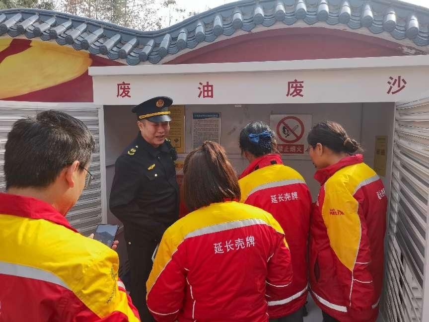 执法人员不仅查问题，还教方法！你知道加油站环保检查的细节吗？  第2张