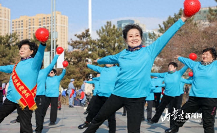 如何在广场舞中找到健康与快乐？呼和浩特这场活动告诉你