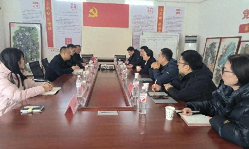 张小玉副区长亲临信来电力储能电站，现场办公会解决企业难题
