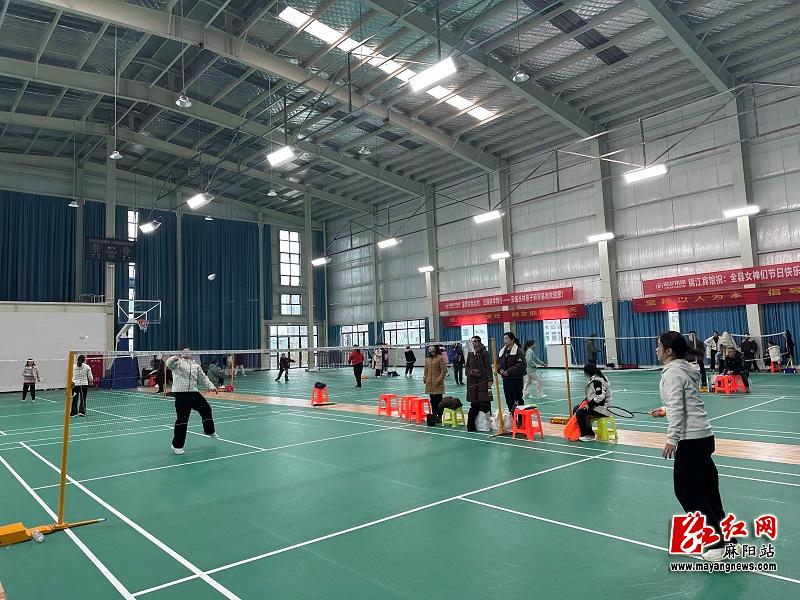 麻阳苗族自治县2025年三八职工运动会圆满闭幕,600多名职工运动员展现了怎样的新时代女性风采? 第5张 麻阳苗族自治县2025年三八职工运动会圆满闭幕,600多名职工运动员展现了怎样的新时代女性风采? 第5张