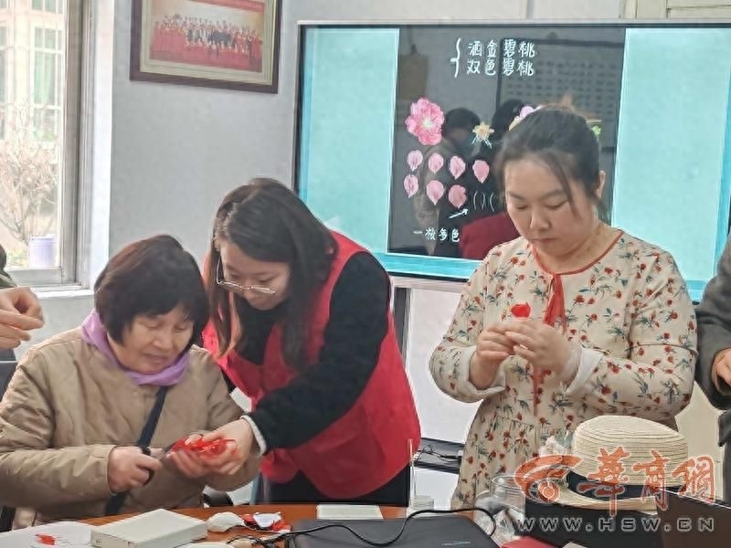 三八妇女节，长延堡街道如何让女性朋友健康绽放？