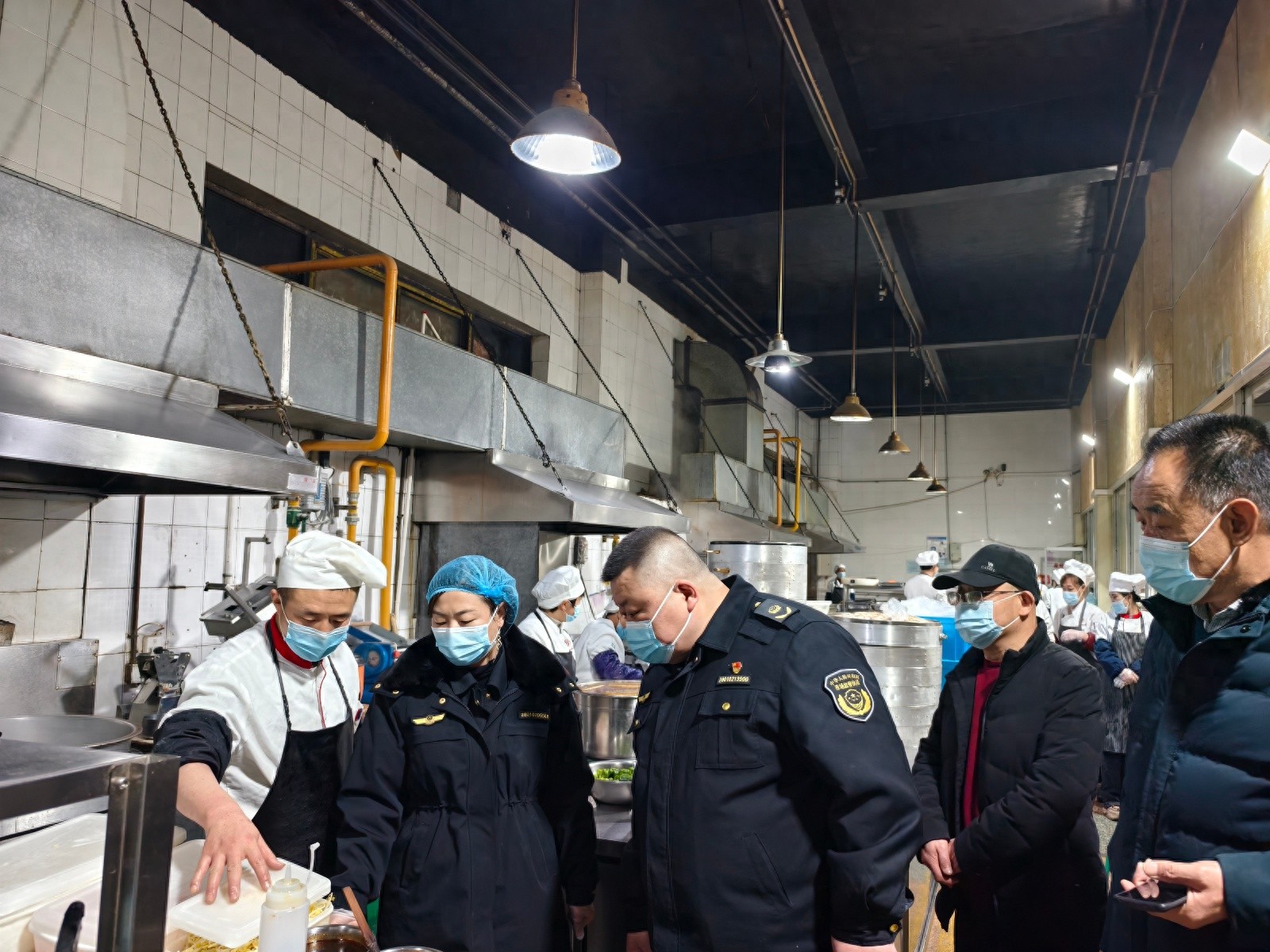 西固区市场监管所如何筑牢校园食品安全防护网？师生饮食安全有保障  第1张