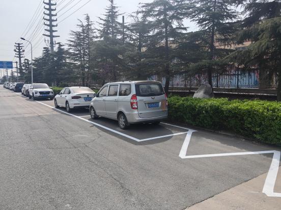 沂南经济开发区交通乱停问题严重如何解决？执法中队有妙方  第2张
