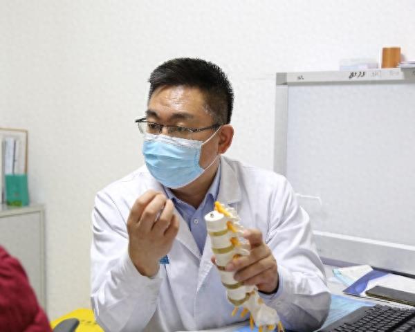 腰椎间盘突出手术复发不想再做大手术？看73岁大爷如何破局!
