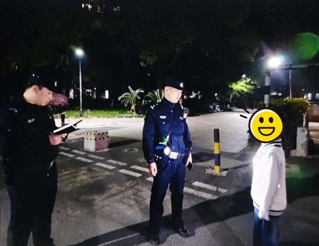 11岁男孩深夜赤脚离家出走，民警紧急搜寻！家长该如何避免类似悲剧？