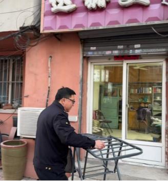 铁东区市场局出重拳！门前三包整治行动能否让城市焕然一新？  第3张
