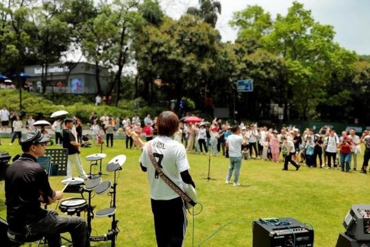 五一假期白云区景区接待近83万人次！白云山凭啥成热门？  第2张