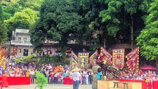 五一假期白云区景区接待近83万人次！白云山凭啥成热门？  第3张