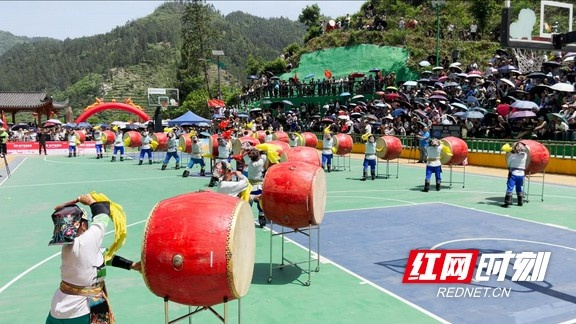 五一假期热门旅游城市人满为患，茶BA篮球赛却在夯吉村火爆开场？  第5张