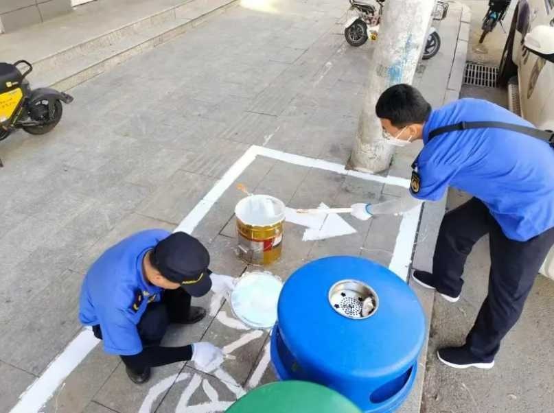 五一节赛罕区城管坚守岗位！整治占道经营，共享单车治理行动？  第6张