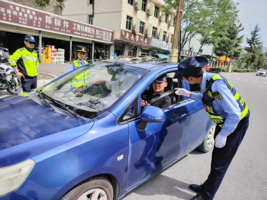 五一期间阿坝交通全力保障出行！运力增长数据惊人？究竟咋做到的  第3张
