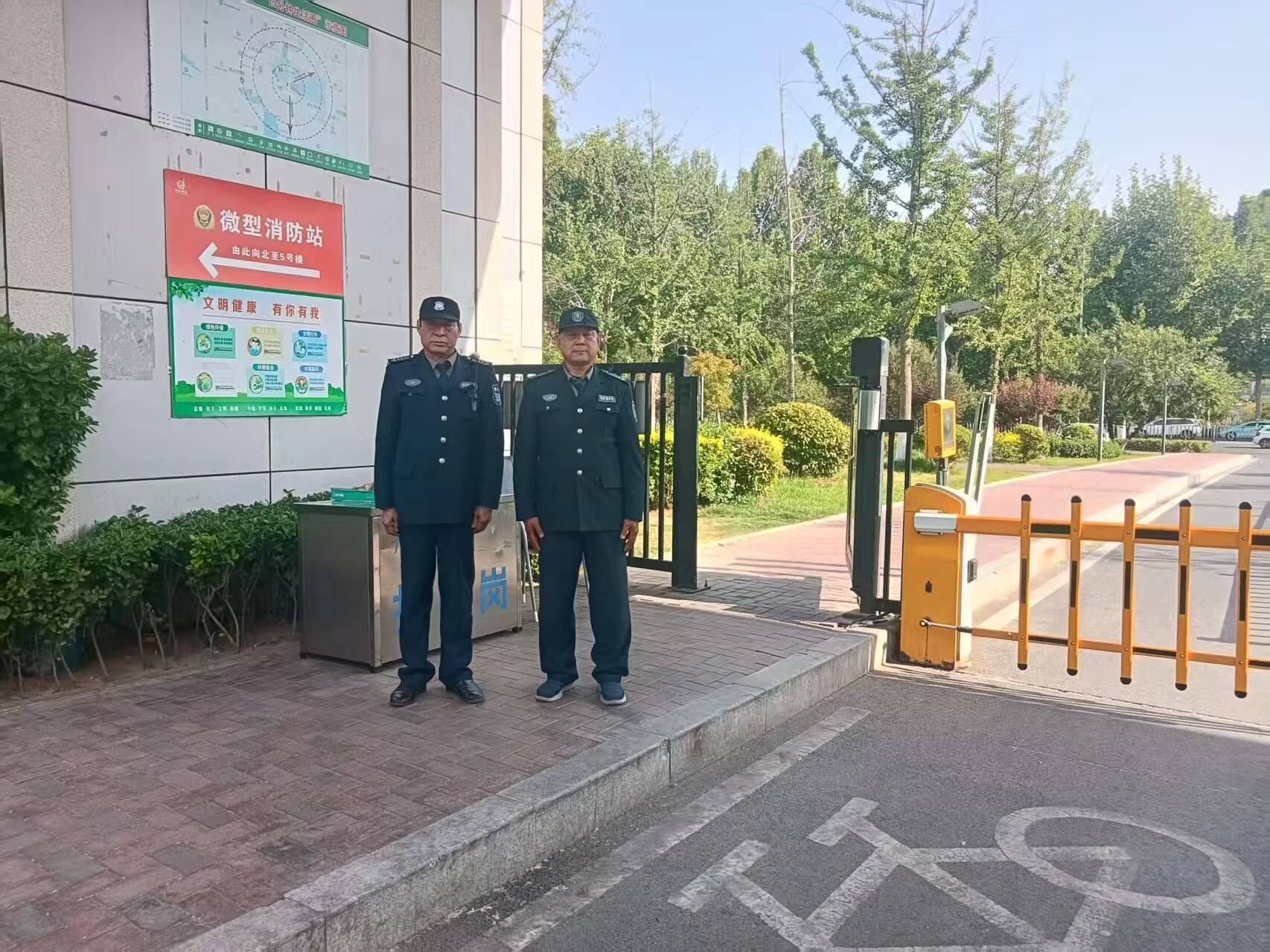 五一别人度假，张店城管人却坚守岗位？他们究竟付出了多少  第4张