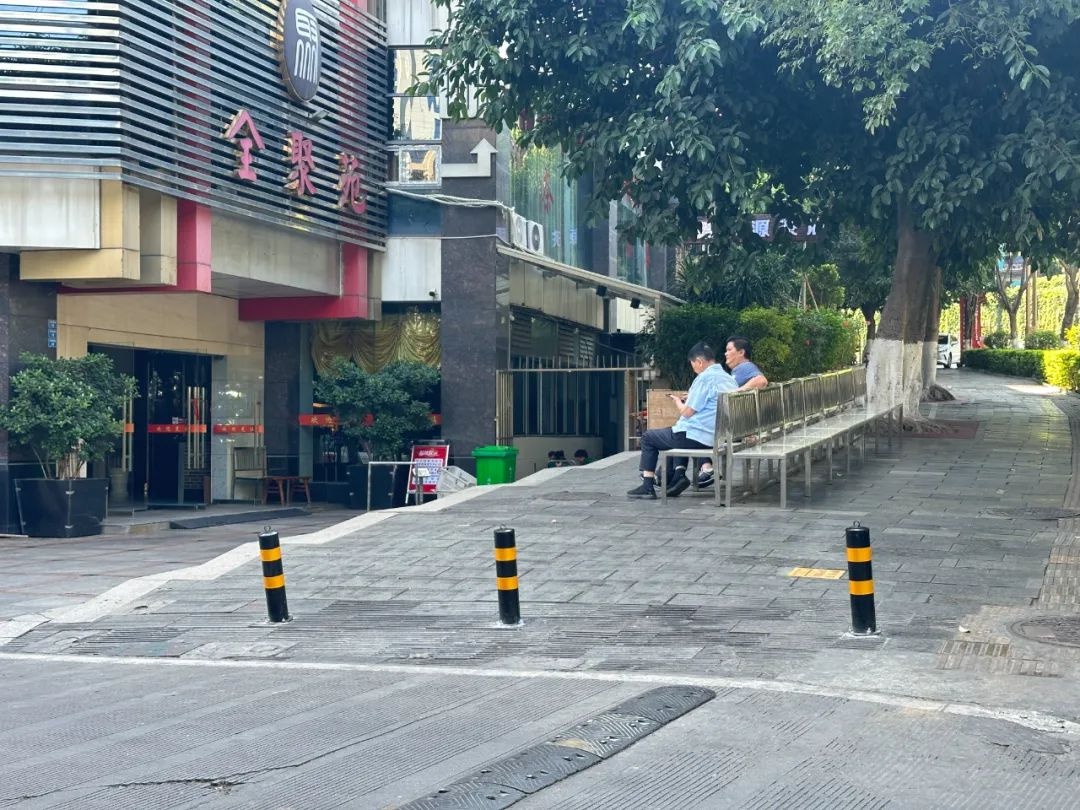 幸福东区APP问政获网友满意评价！人行横道变停车场问题咋解决的？  第2张