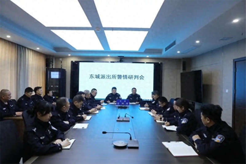 2.6平方公里辖区！3.5万常住人口！东城派出所咋守护平安？
