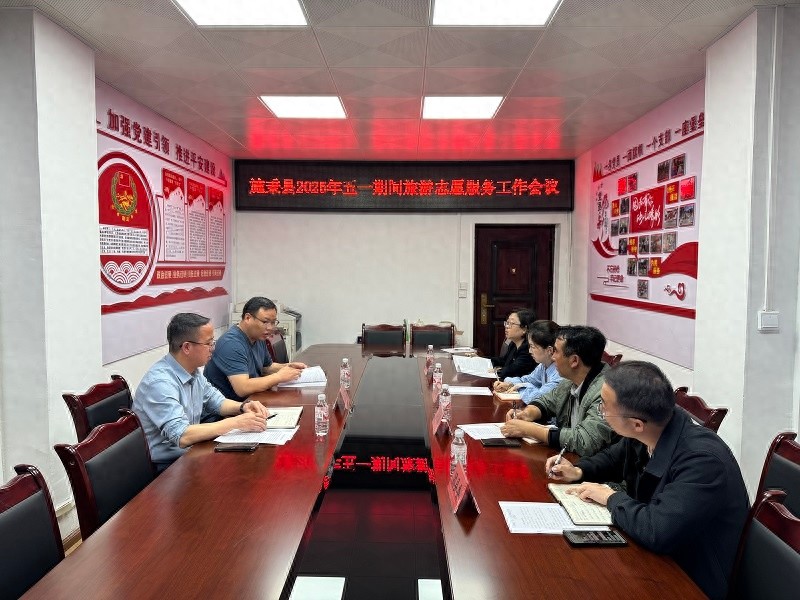 五一假期施秉县近40名志愿者活跃街头！这暖心行动你知道吗？