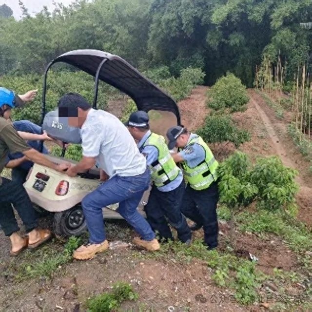 5月1日浦北县公安局民警暖心推车！这事儿你知道吗？