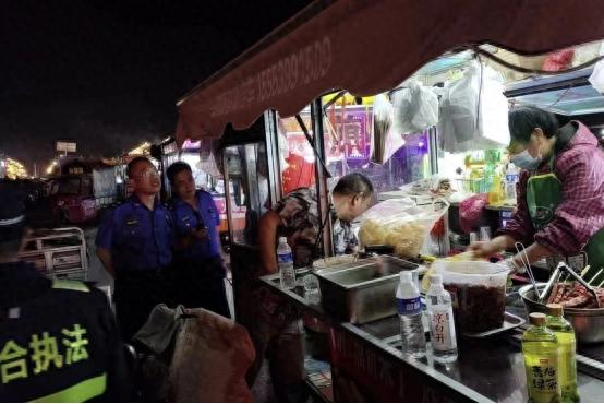 夏夜经济升温，沂南县综合行政执法局如何拧紧夜市燃气安全阀？