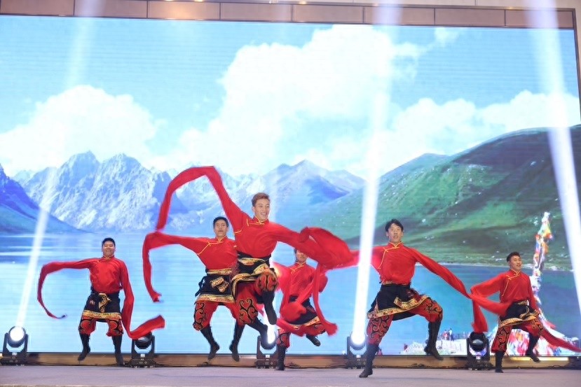 ‘生态画卷 天赐久治’跨区域协作，为雪域高原与上海添彩？