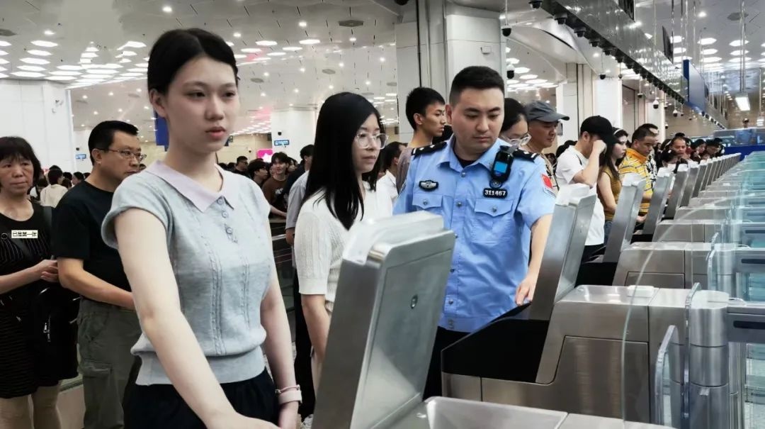 截至2025年5月7日13:00，横琴口岸出入境旅客超千万！你还不来看看？  第2张