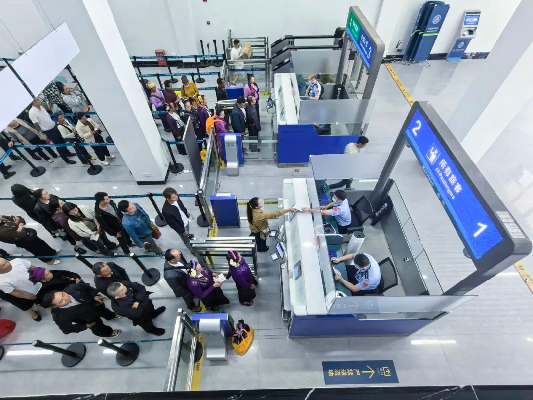五一期间中缅边境打洛口岸出入境旅客大增！你还不来看看？  第3张