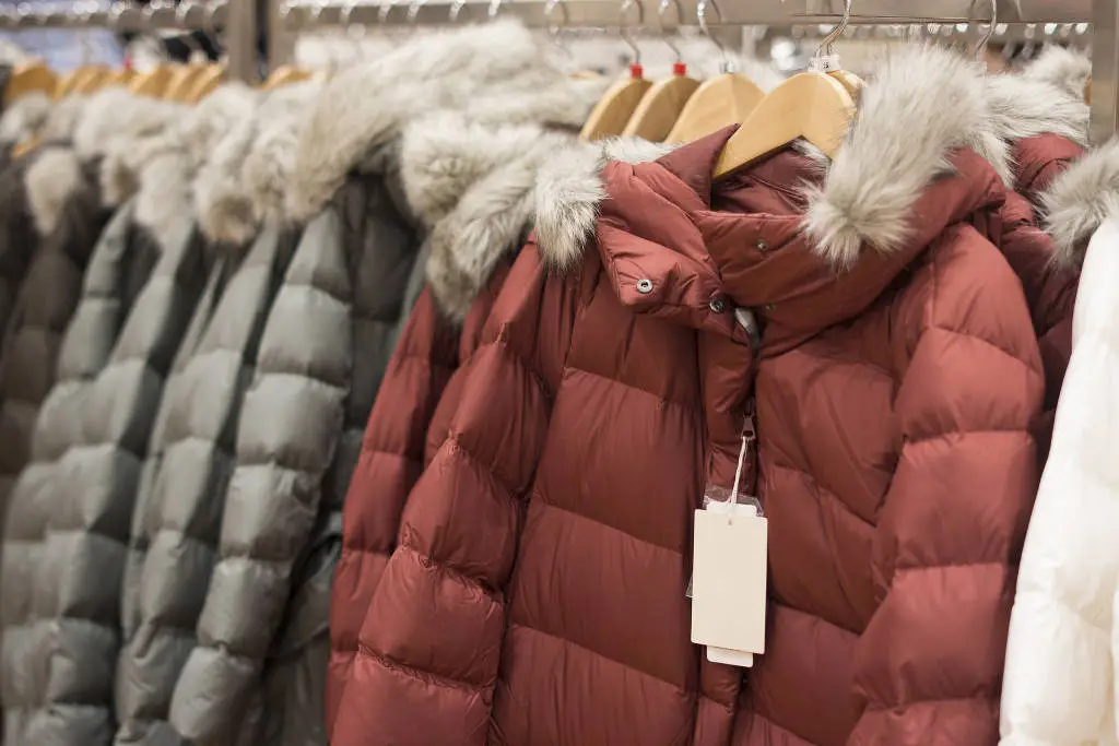 羽绒服质量大曝光！30%不合格，你的保暖神器安全吗？