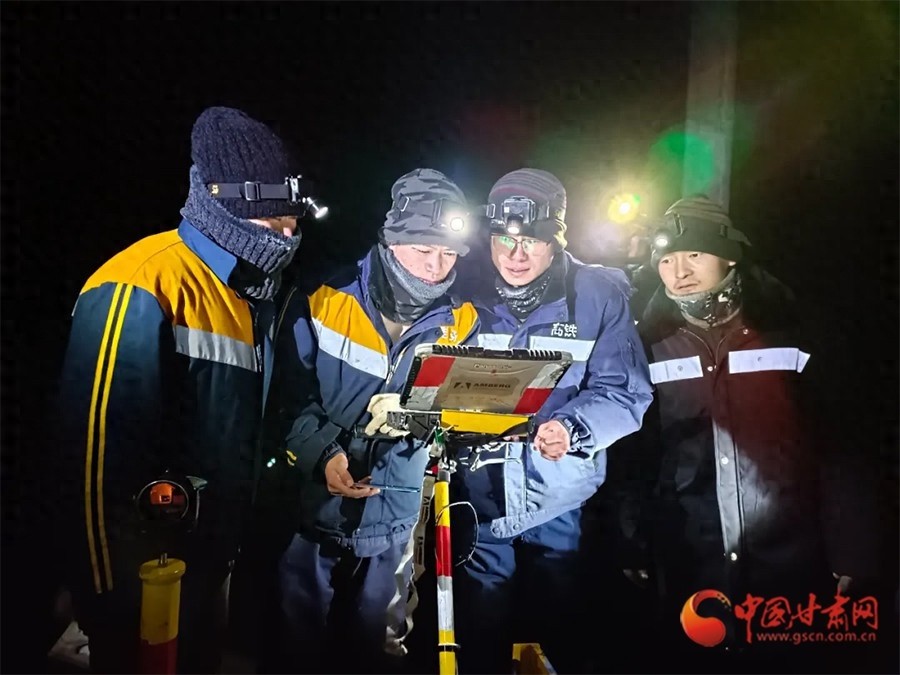 90后00后铁路青年如何守护兰新高铁？揭秘祁连山脚下的青春力量