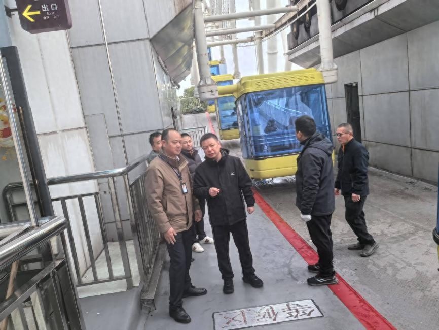 新春佳节阖家团圆时他们坚守岗位!江西省市场监管局春节‘不打烊’为哪般?  第1张