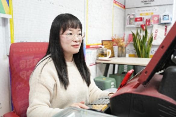 她如何用3年时间赢得购彩者信任，成为全国快乐8营销之星？