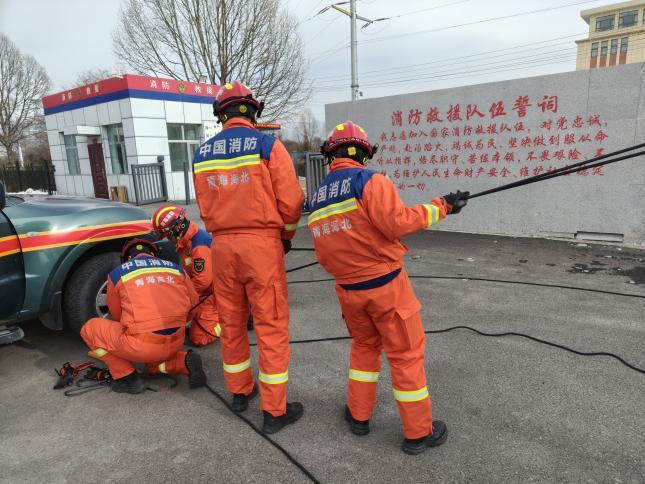 海晏县消防救援大队如何通过绳索救援训练提升综合应急救援能力？  第3张