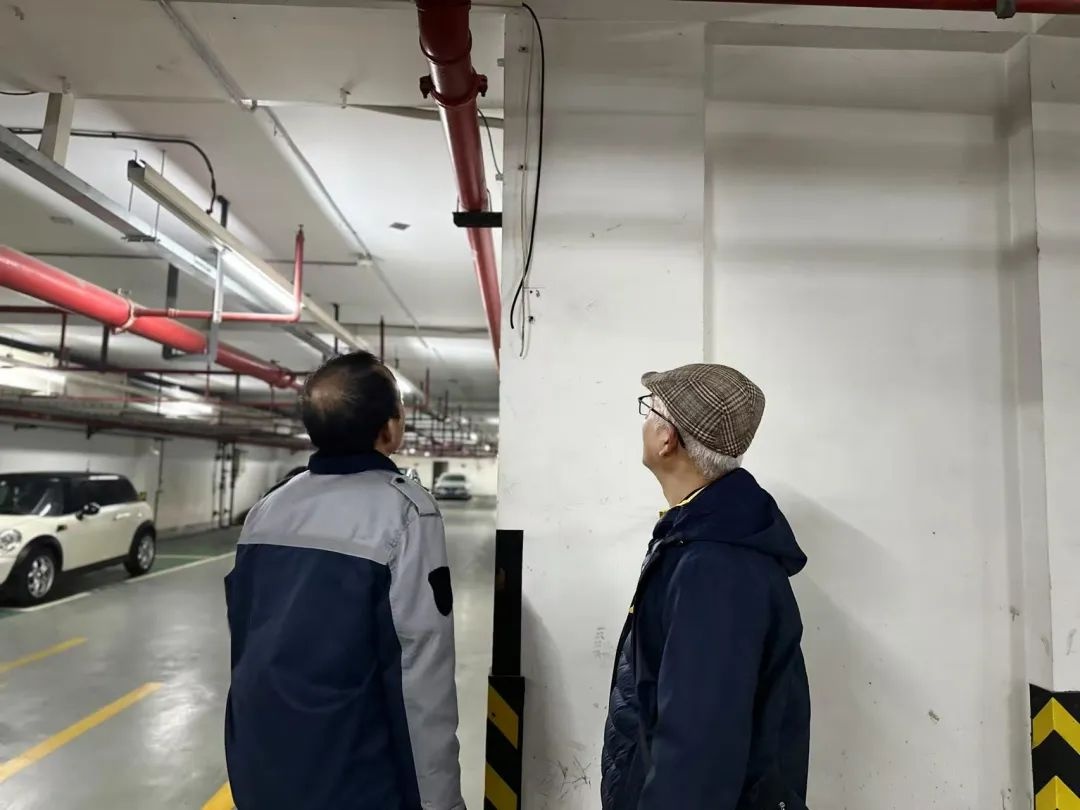 寒潮来袭，彭浦镇如何守护居民温暖与安全？  第3张