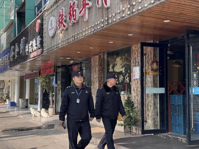 他们放弃团圆，只为守护我们的春节！你知道他们的故事吗？  第4张