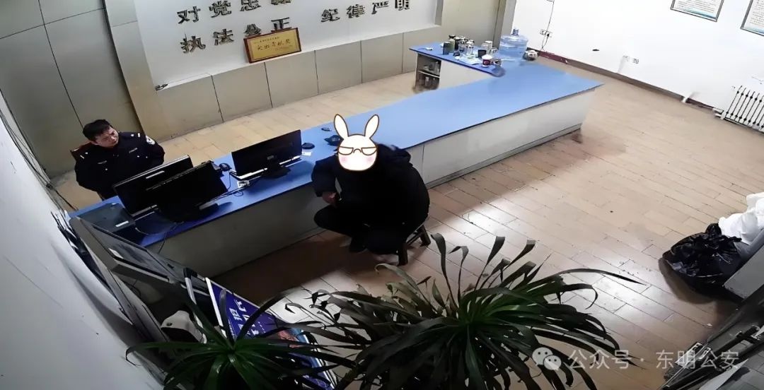 春节家庭矛盾频发，民警深夜出警化解危机，你家的团圆年还好吗？  第3张