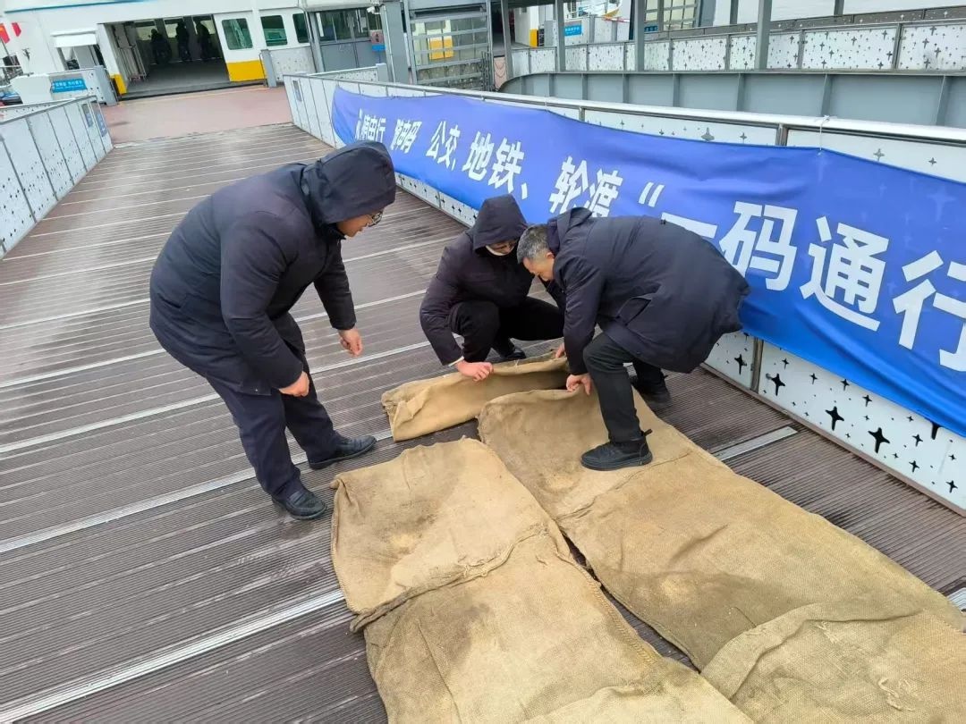 强冷空气来袭，上海如何应对零下8度的极寒天气？  第23张