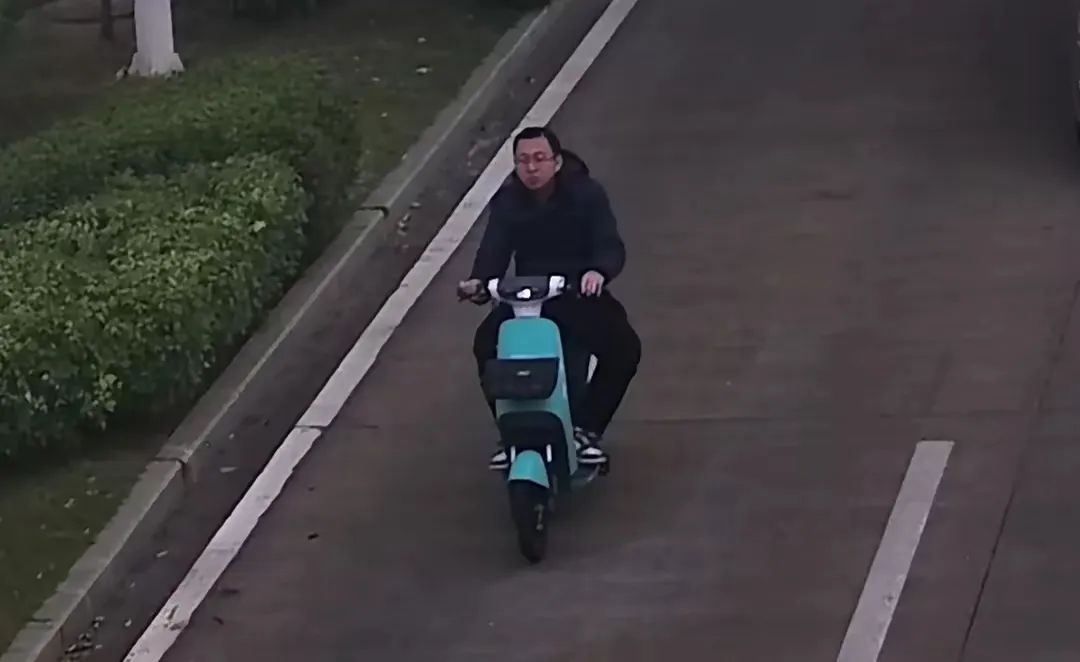琼海交警曝光不戴头盔行为，你的安全帽戴好了吗？  第3张