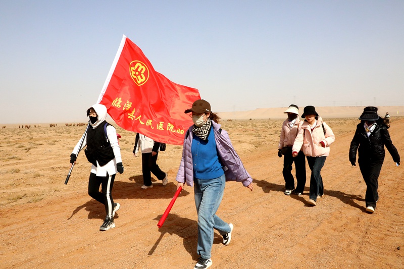 200+女性探秘阳台山，12公里徒步背后的力量与梦想！你也能做到吗？  第3张