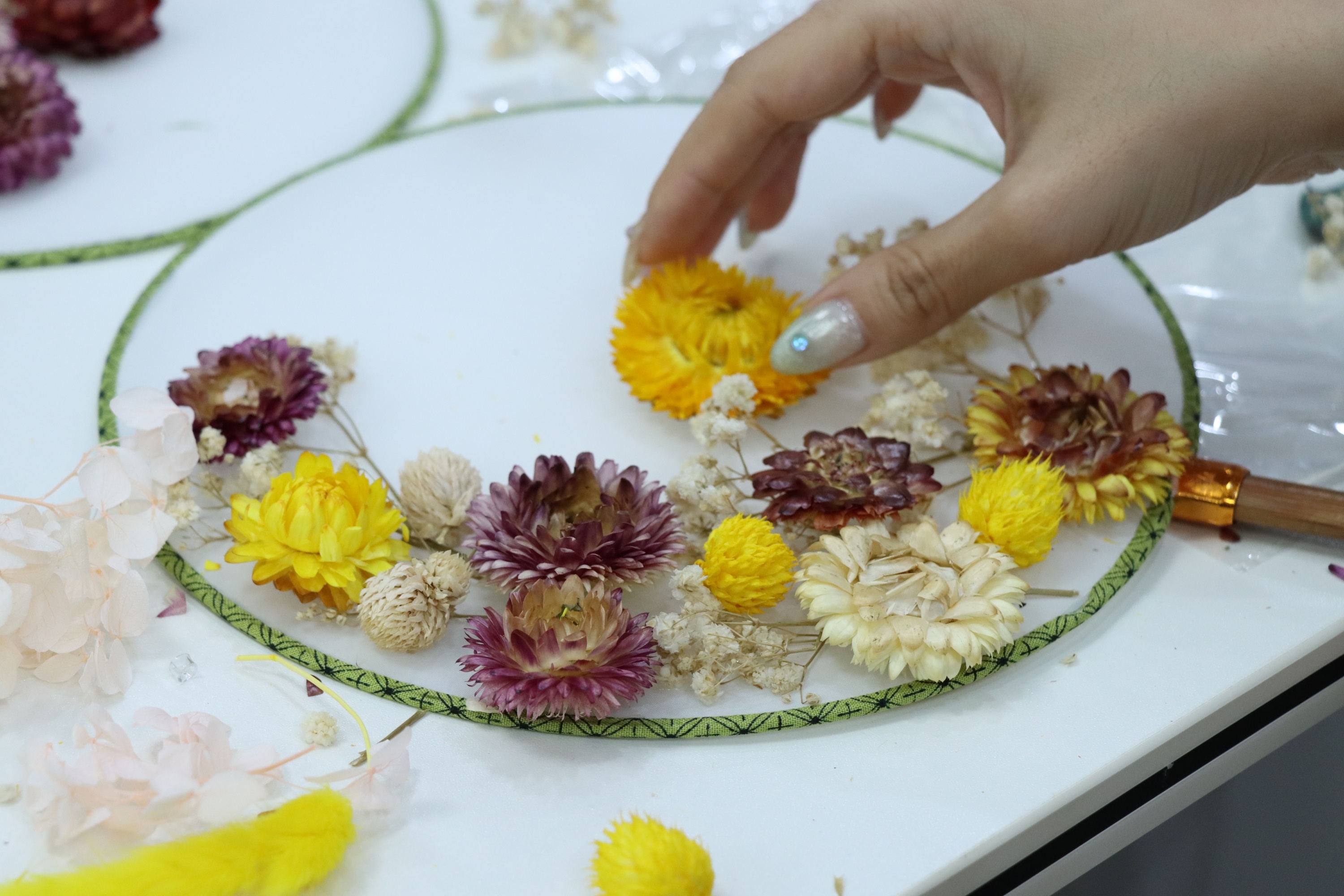 三八妇女节，手工DIY团扇竟然还能这样玩？快来感受传统文化的魅力  第4张