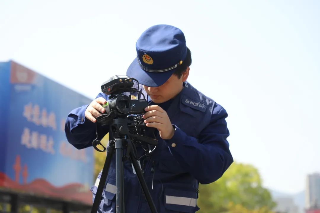 天台消防员体技能对抗赛超燃!哪些项目最考验人?  第11张
