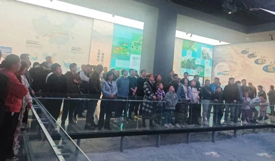 秦岭博物馆清明假期受热捧！1.3万观众为何纷至沓来?