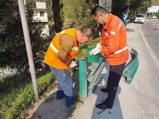 清明节出行高峰，咸安区公路局怎样打造畅行环境?  第2张