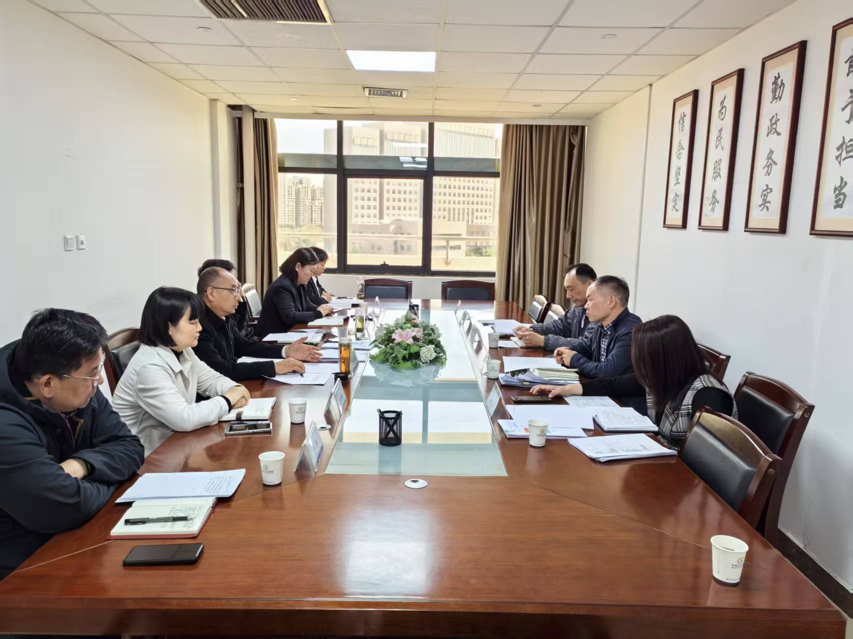 市纪委监委联合审批局服务小组下基层! 政务服务要大升级?  第2张