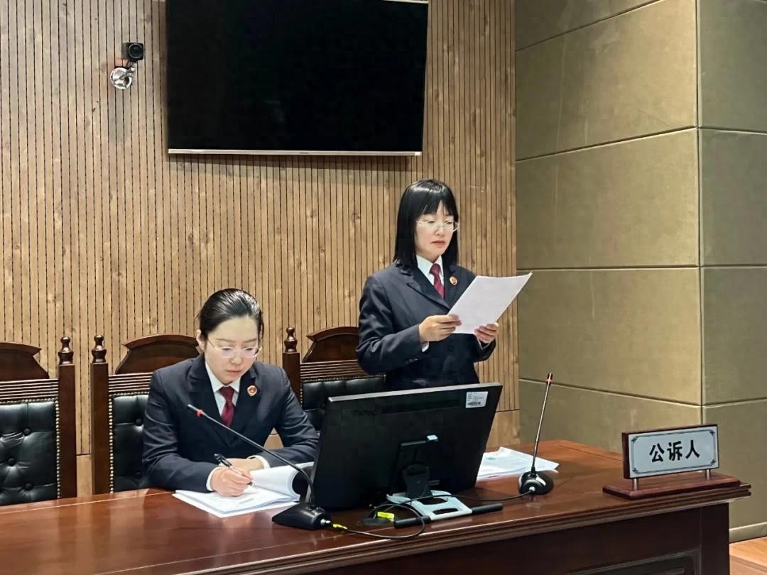 滨海新区检察院庭审观摩！这起贪污案公诉有何亮点? 150余人前来观看